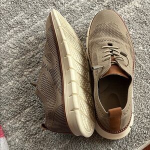 Men's Tan Knit Sneakers